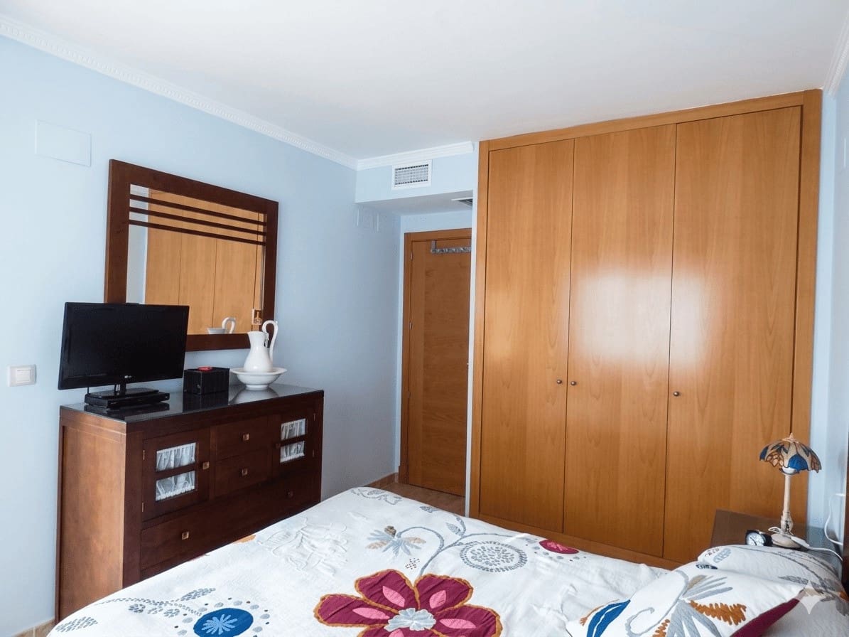 1 Zimmer Apartment zu vermieten in Estepona mit Garage - 1.100 € (Ref: 9819250)
