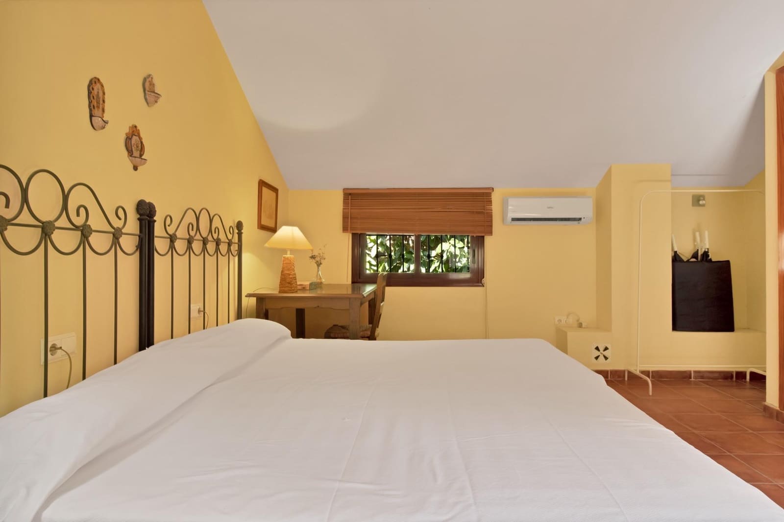 3 quarto Quinta/Casa Rural para venda em Ojen com piscina garagem - 998 000 € (Ref: 9838455)