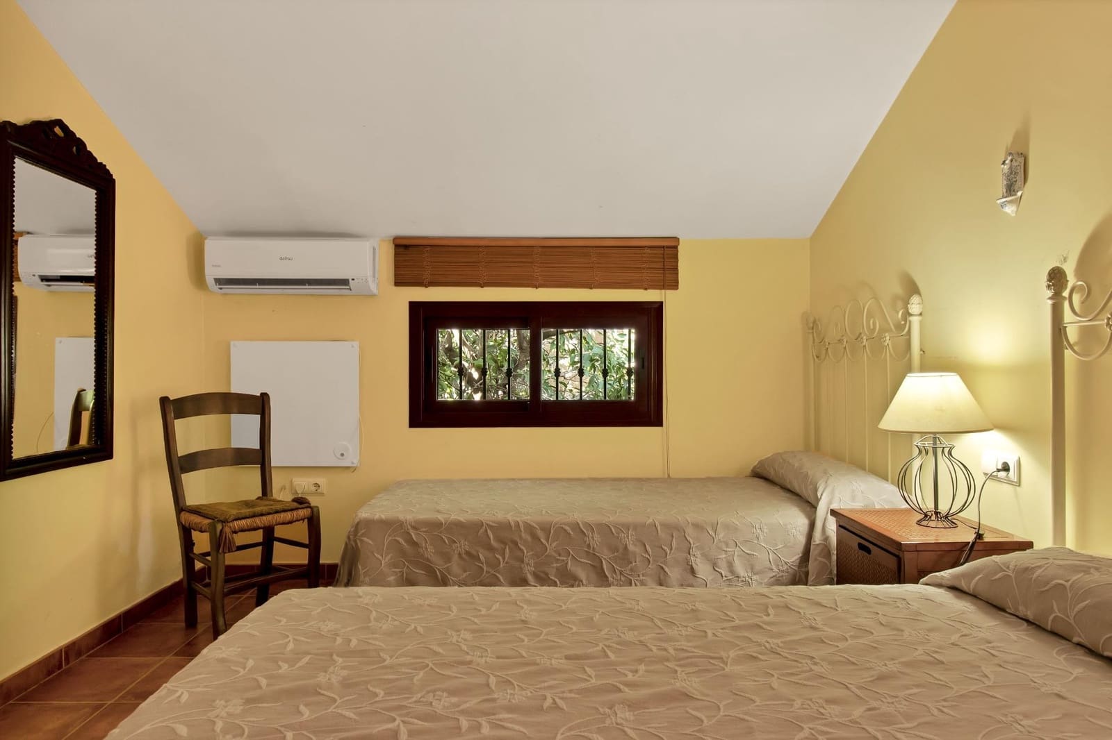 3 quarto Quinta/Casa Rural para venda em Ojen com piscina garagem - 998 000 € (Ref: 9838455)