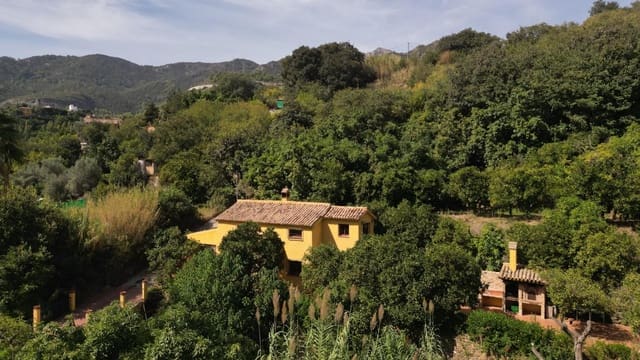 3 chambre Finca/Maison de Campagne à vendre à Ojen avec piscine garage - 998 000 € (Ref: 9838455)