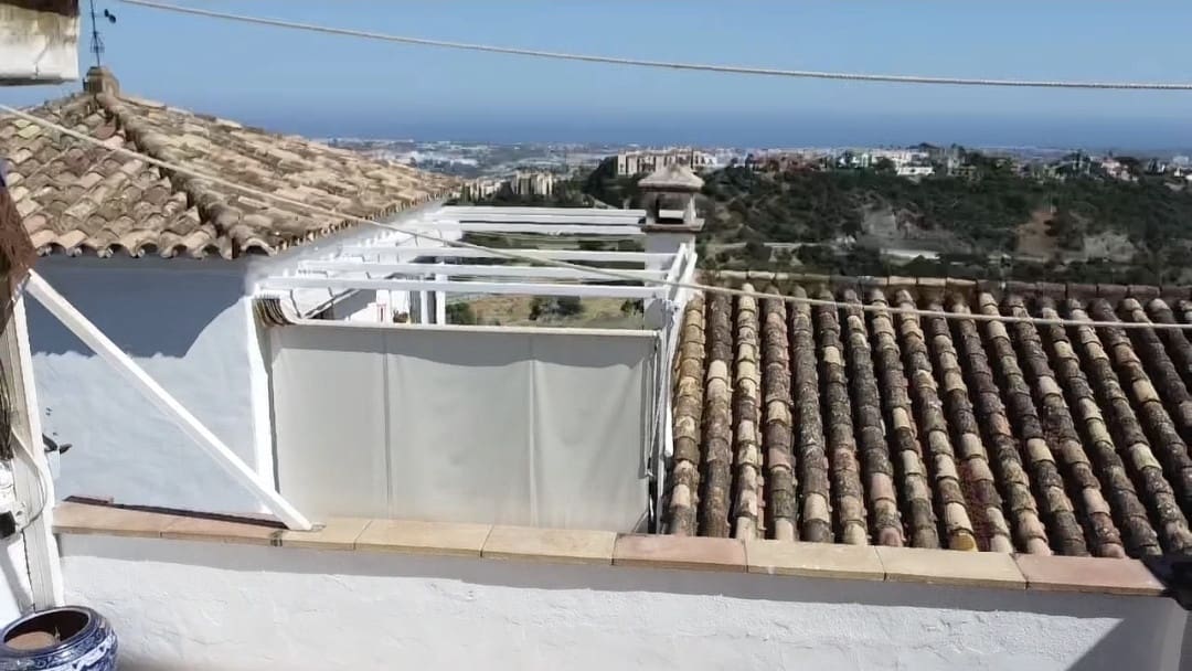 3 soveværelse Rækkehus til salg i El Madronal med swimmingpool garage - € 782.000 (Ref: 9889395)