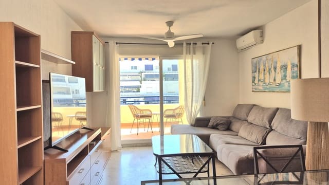 2 quarto Penthouse para arrendar em Marbella com piscina garagem - 1 850 € (Ref: 9911872)