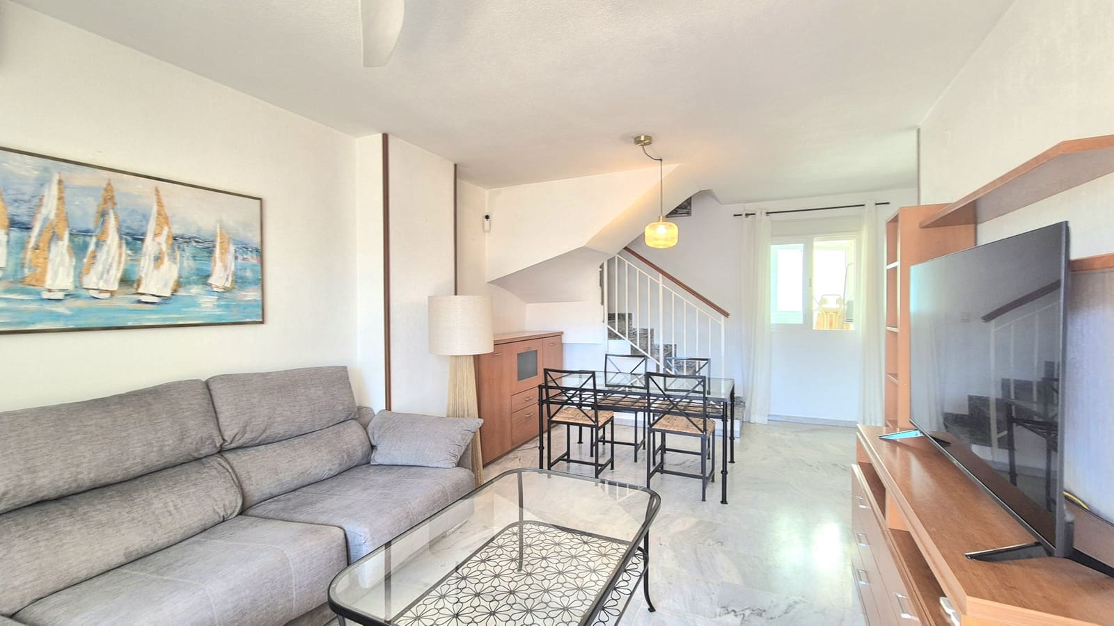 2 quarto Penthouse para arrendar em Marbella com piscina garagem - 1 850 € (Ref: 9911872)