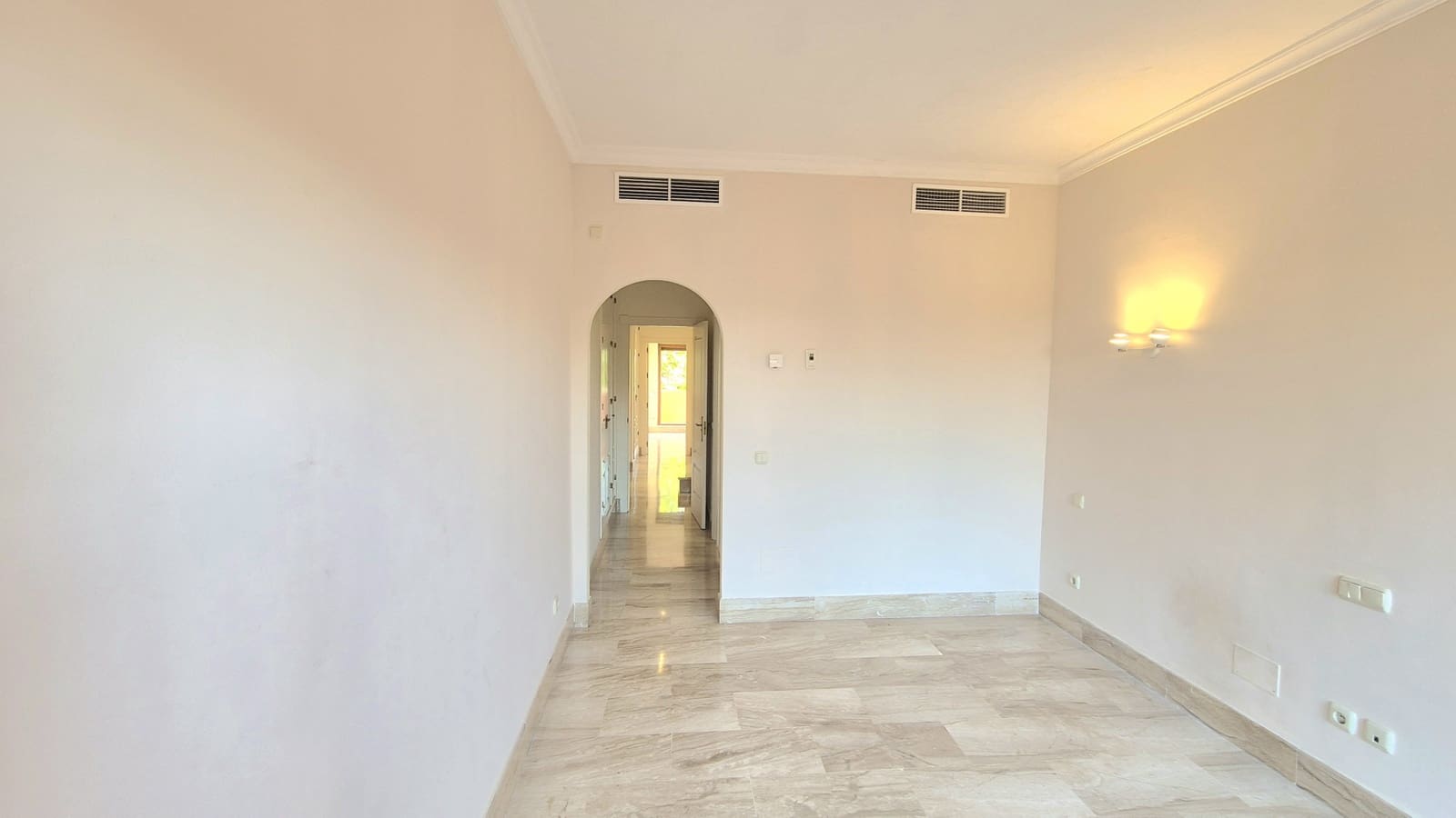 3 slaapkamer Penthouse te koop in Atalaya-Isdabe met zwembad garage - € 1.550.000 (Ref: 9956360)