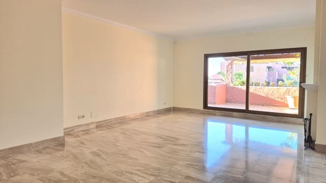3 slaapkamer Penthouse te koop in Atalaya-Isdabe, Estepona met zwembad garage - € 1.550.000 (Ref: 9956360)