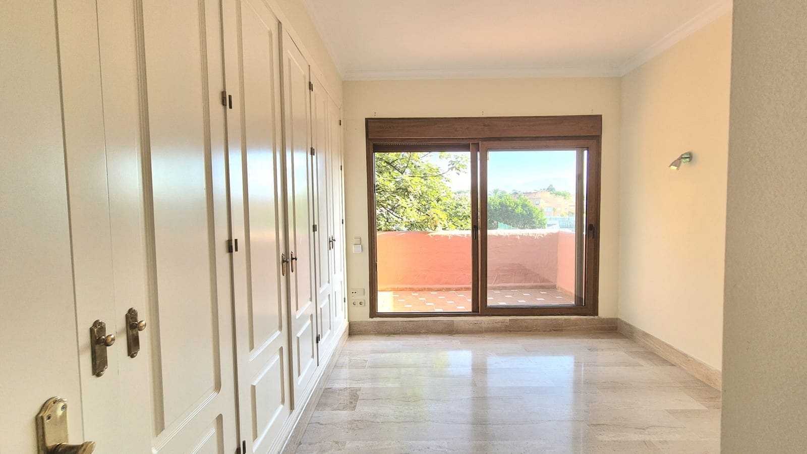 3 slaapkamer Penthouse te koop in Atalaya-Isdabe met zwembad garage - € 1.550.000 (Ref: 9956360)