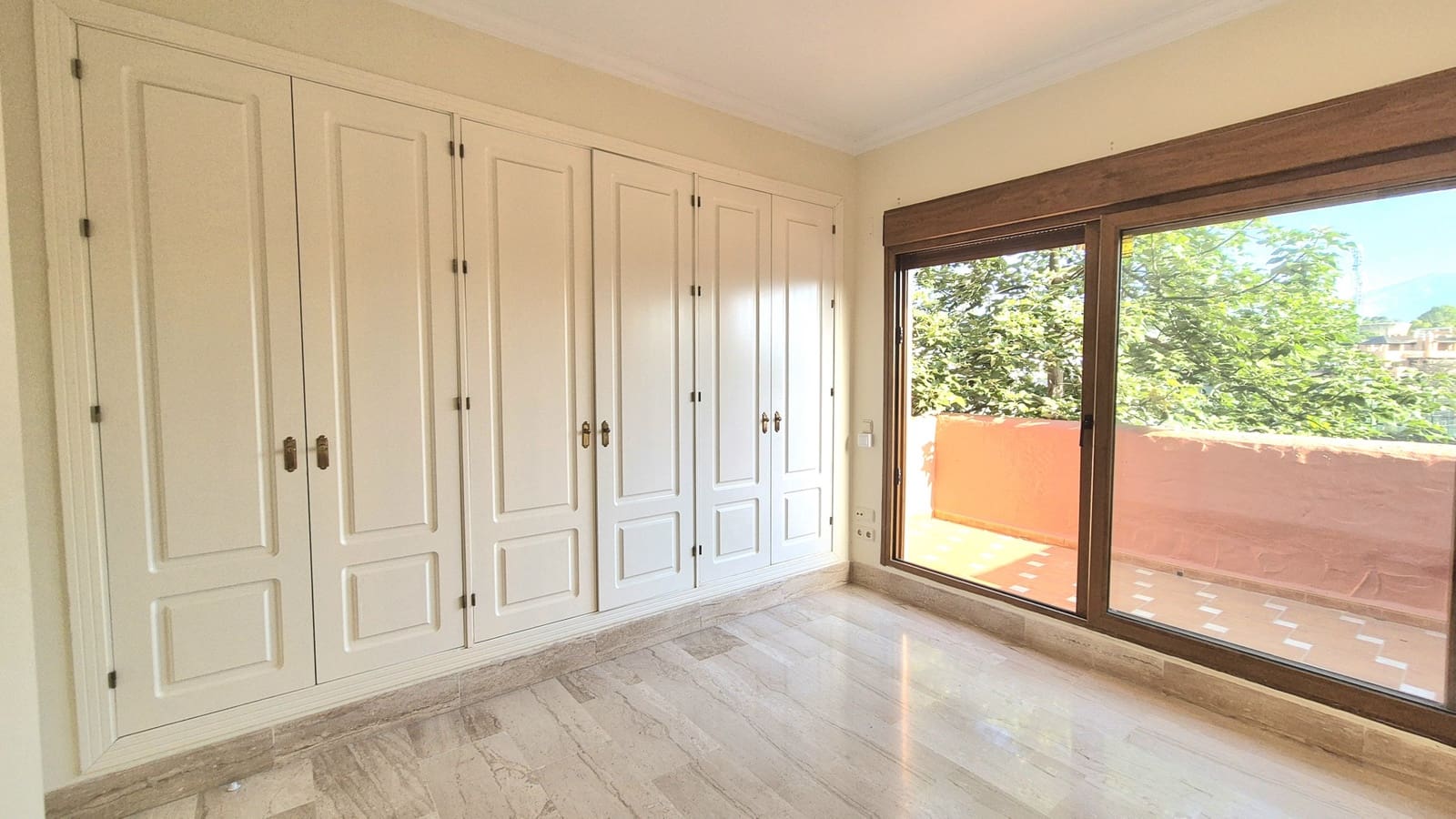 3 slaapkamer Penthouse te koop in Atalaya-Isdabe met zwembad garage - € 1.550.000 (Ref: 9956360)