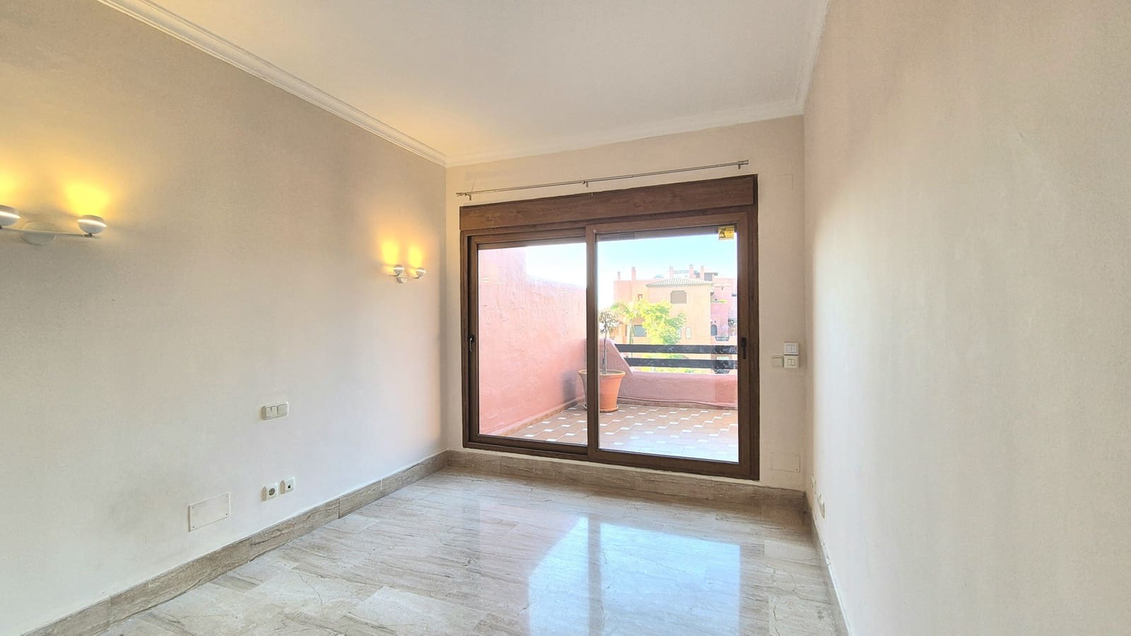 3 slaapkamer Penthouse te koop in Atalaya-Isdabe met zwembad garage - € 1.550.000 (Ref: 9956360)