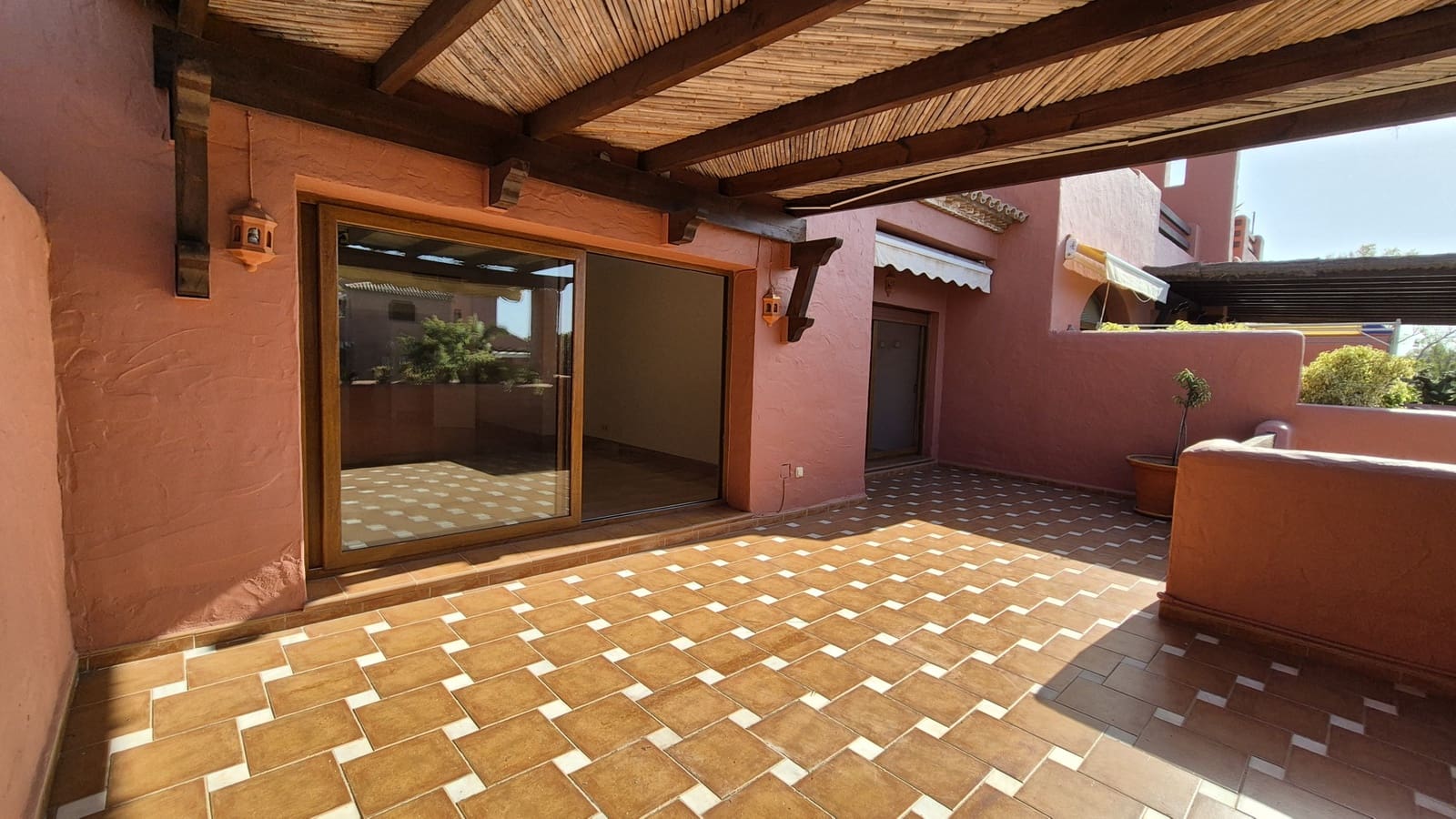 3 slaapkamer Penthouse te koop in Atalaya-Isdabe met zwembad garage - € 1.550.000 (Ref: 9956360)