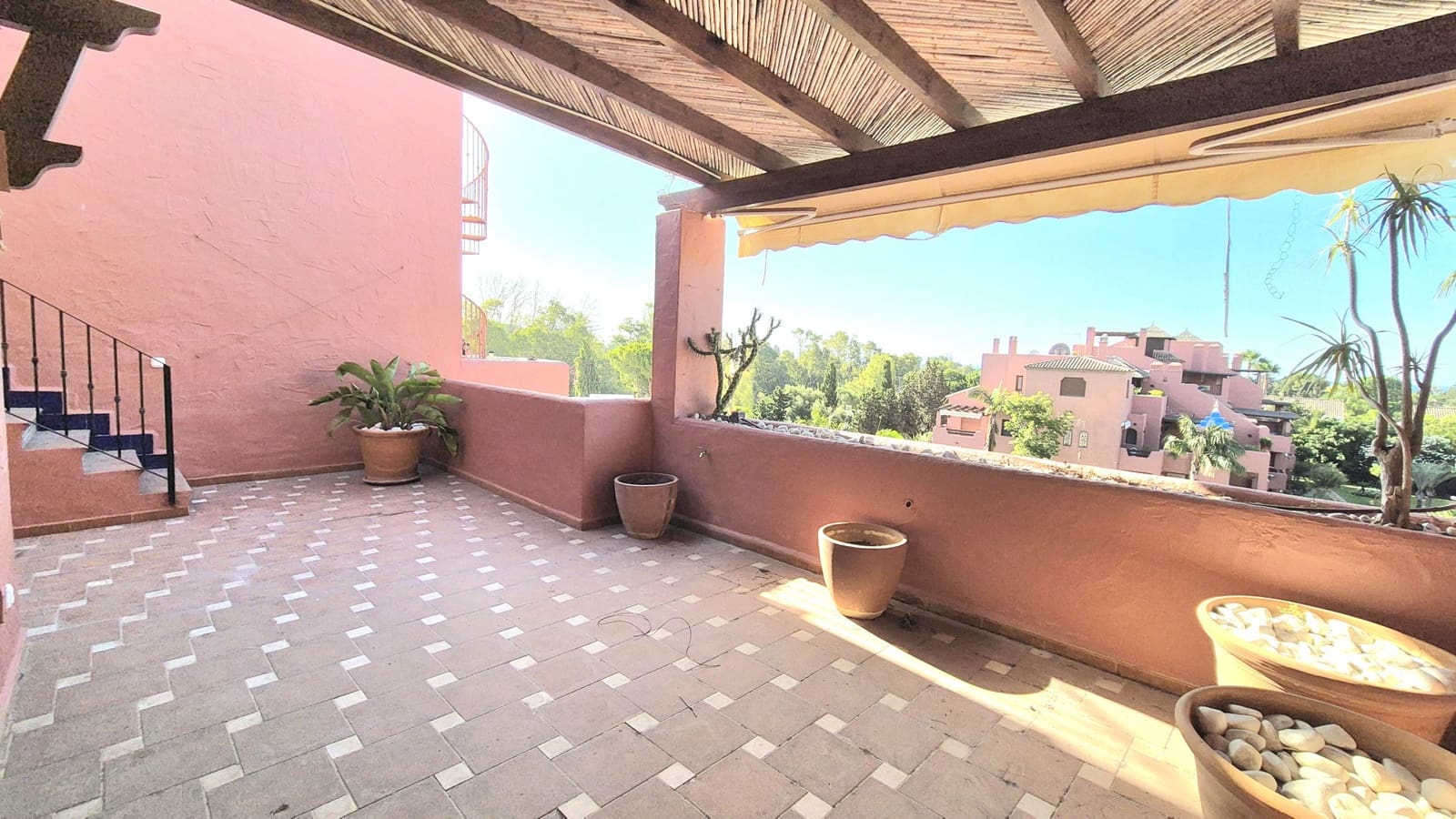 3 slaapkamer Penthouse te koop in Atalaya-Isdabe met zwembad garage - € 1.550.000 (Ref: 9956360)