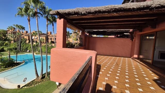 3 slaapkamer Penthouse te koop in Atalaya-Isdabe, Estepona met zwembad garage - € 1.550.000 (Ref: 9956360)