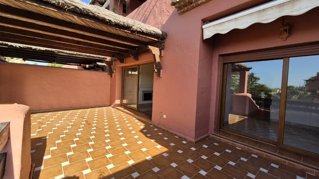 3 slaapkamer Penthouse te koop in Atalaya-Isdabe, Estepona met zwembad garage - € 1.550.000 (Ref: 9956360)