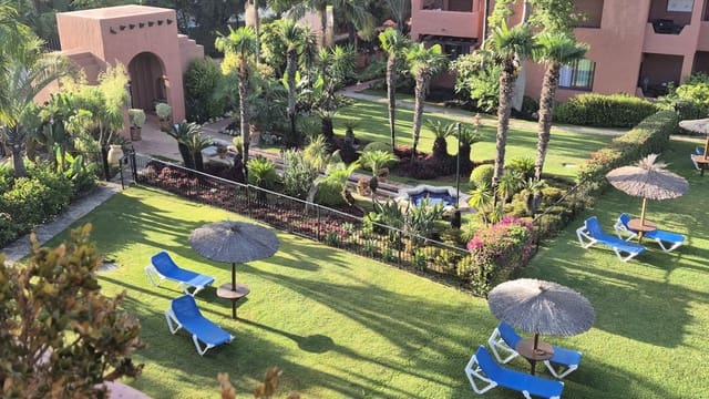 3 slaapkamer Penthouse te koop in Atalaya-Isdabe, Estepona met zwembad garage - € 1.550.000 (Ref: 9956360)