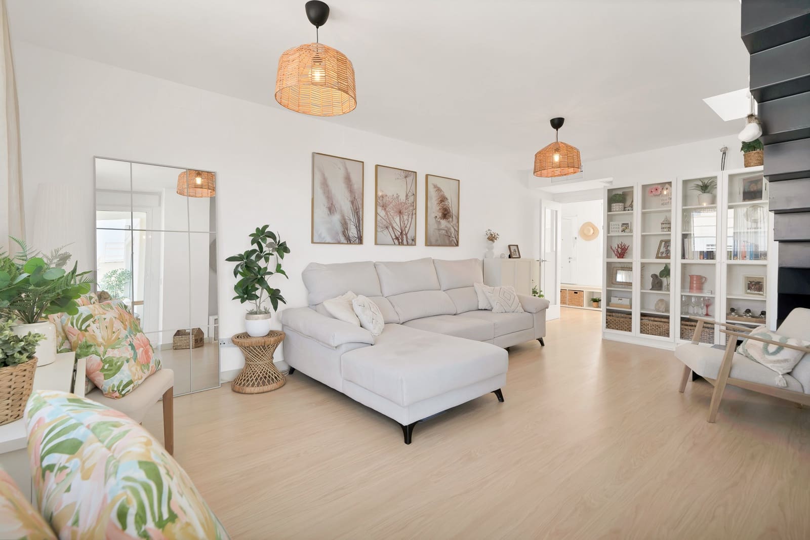 Ático de 3 habitaciones en Estepona en venta con piscina garaje - 649.000 € (Ref: 9996250)