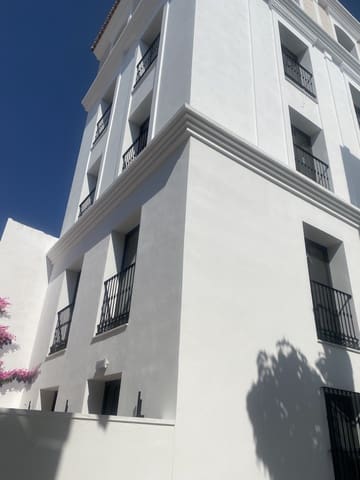 9 sypialnia Hotel na sprzedaż w Estepona - 4 305 000 € (Ref: 9997908)