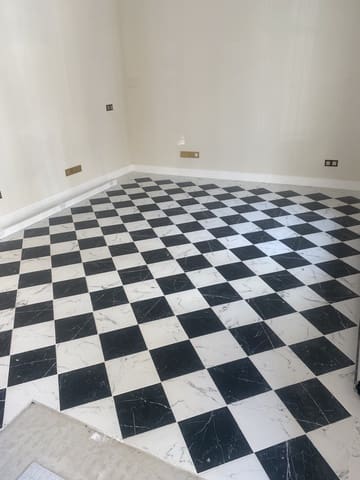 9 sypialnia Hotel na sprzedaż w Estepona - 4 305 000 € (Ref: 9997908)