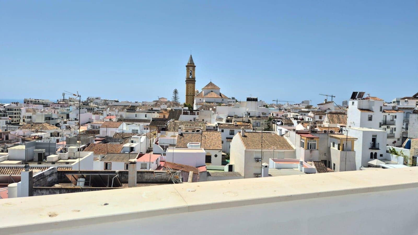 9 sovrum Hotell till salu i Estepona med garage - 4 305 000 € (Ref: 9997908)