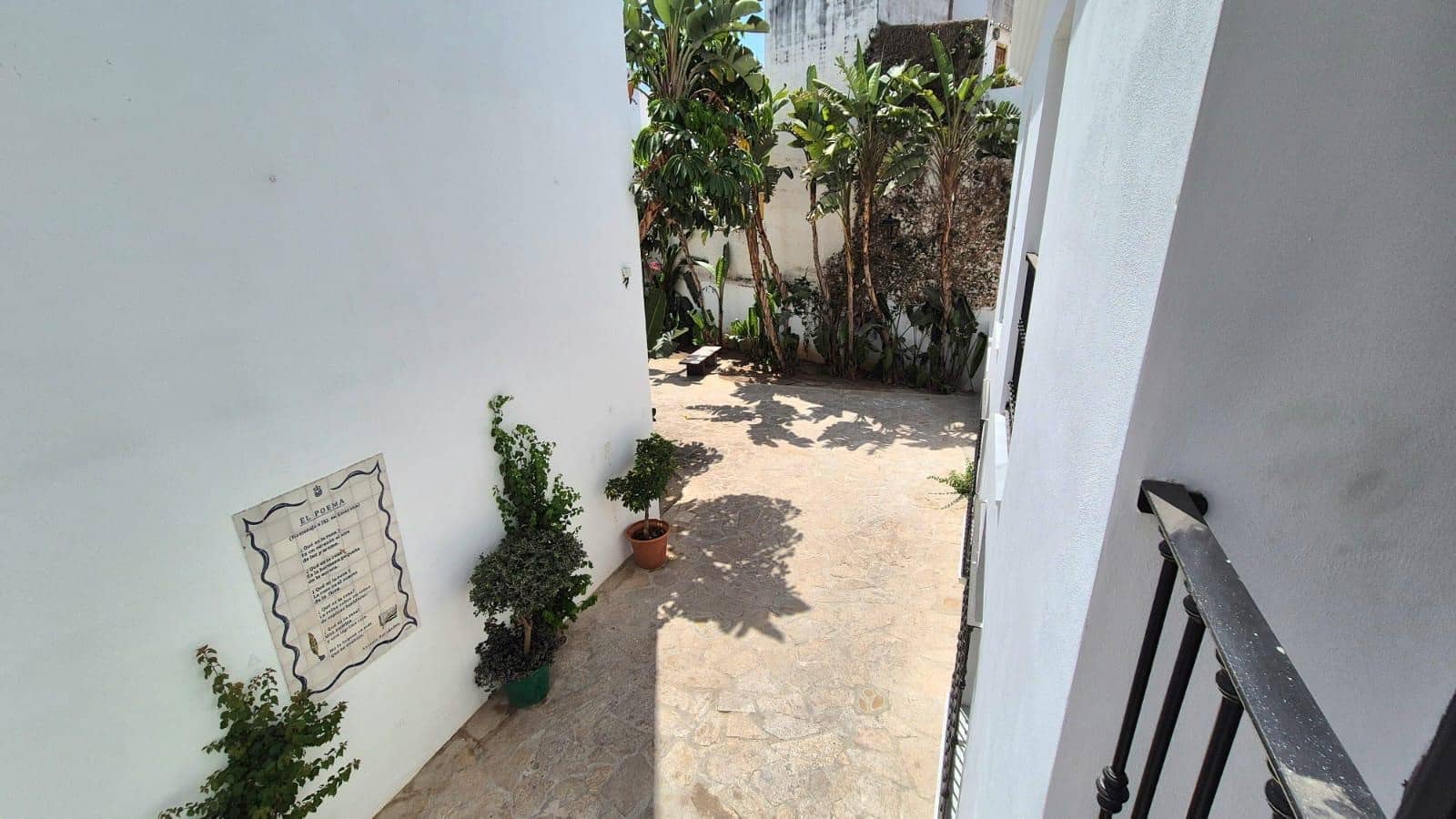 9 sovrum Hotell till salu i Estepona med garage - 4 305 000 € (Ref: 9997908)
