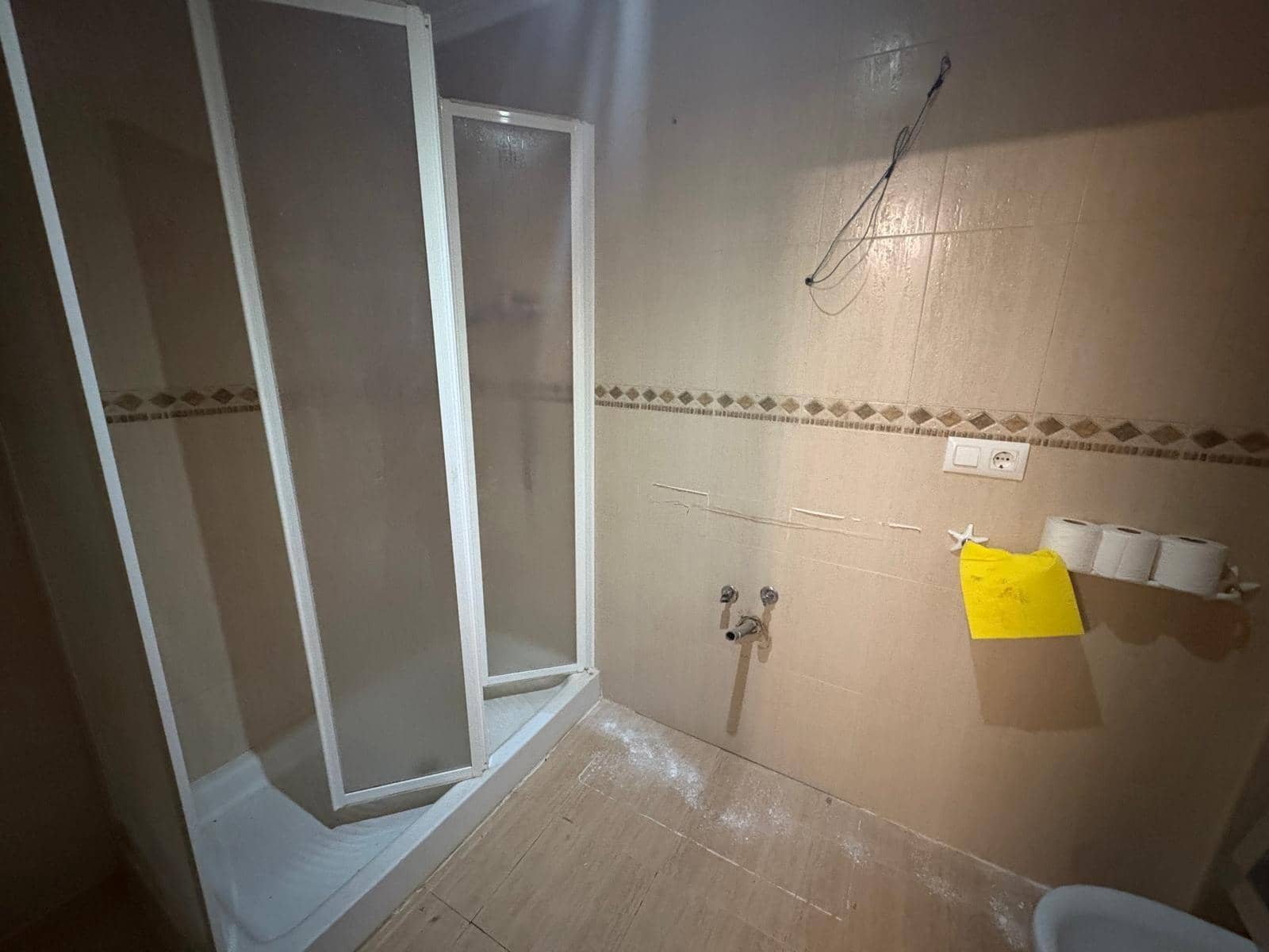 1 bedroom Commercial for sale in Catarroja - € 84,900 (Ref: 9428010)