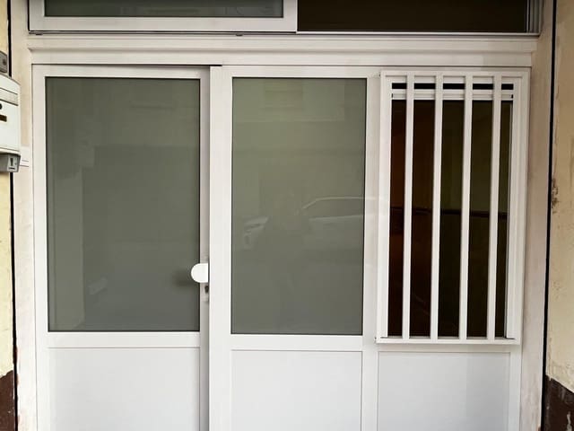 1 bedroom Commercial for sale in Catarroja - € 84,900 (Ref: 9428010)