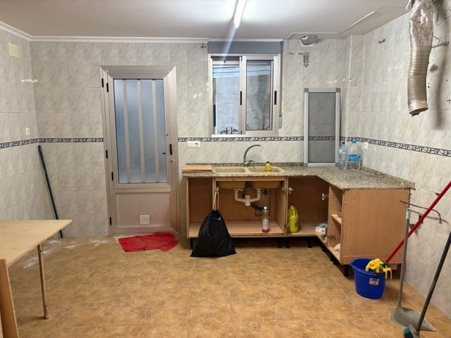 1 bedroom Commercial for sale in Catarroja - € 84,900 (Ref: 9428010)