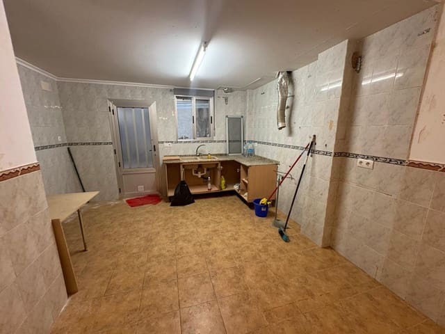 1 bedroom Commercial for sale in Catarroja - € 84,900 (Ref: 9428010)