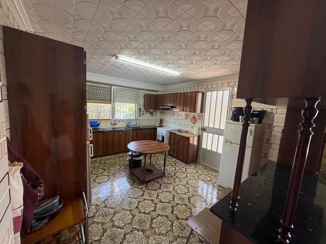 5 quarto Moradia para venda em Montserrat com piscina - 285 000 € (Ref: 9428012)