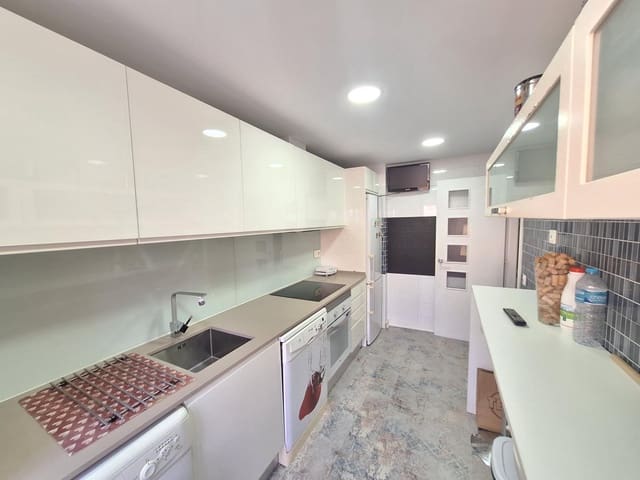 3 makuuhuone Kattohuoneisto myytävänä paikassa Catarroja mukana 
autotalli - 295 000 € (Ref: 9428013)