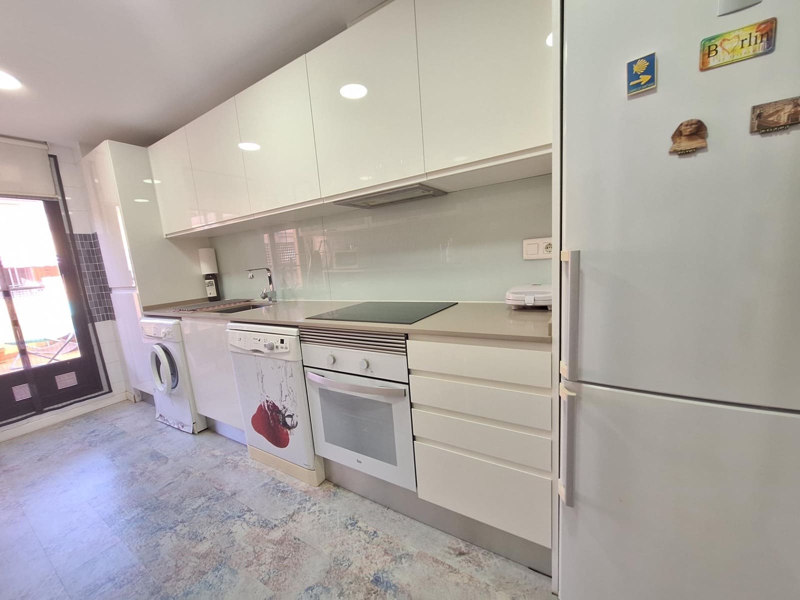 3 bedroom Penthouse for sale in Catarroja with garage - € 295,000 (Ref: 9428013)