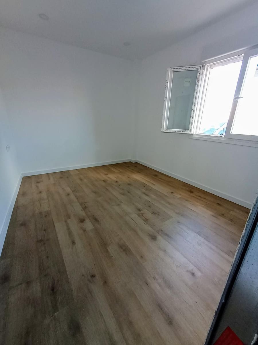 4 sovrum Lägenhet till salu i La Font d'En Carros - 249 000 € (Ref: 9428014)