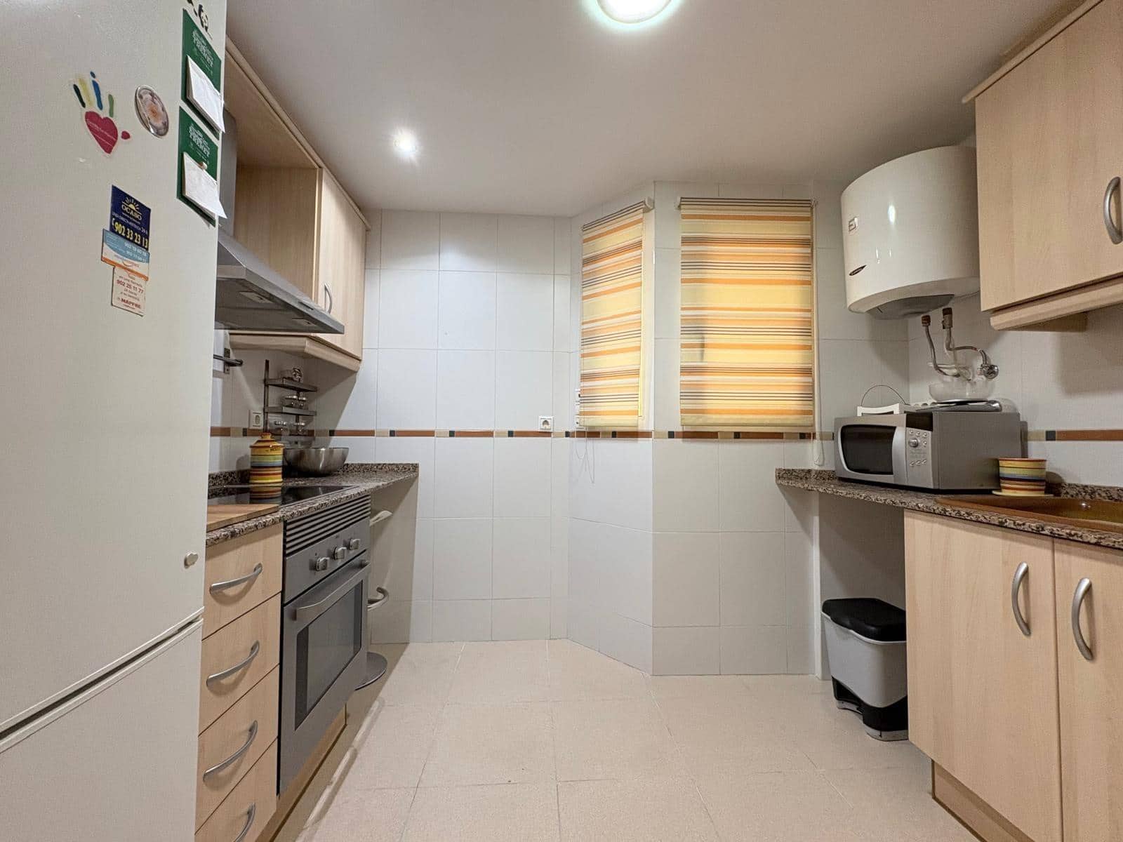 2 slaapkamer Flat te huur in Albal - € 925 (Ref: 9428018)