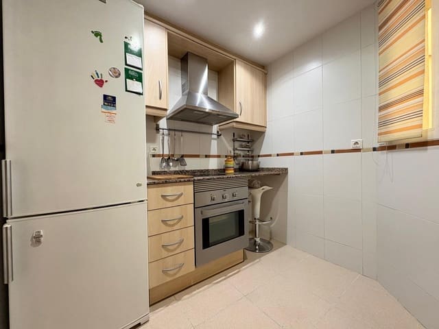 2 slaapkamer Flat te huur in Albal - € 925 (Ref: 9428018)