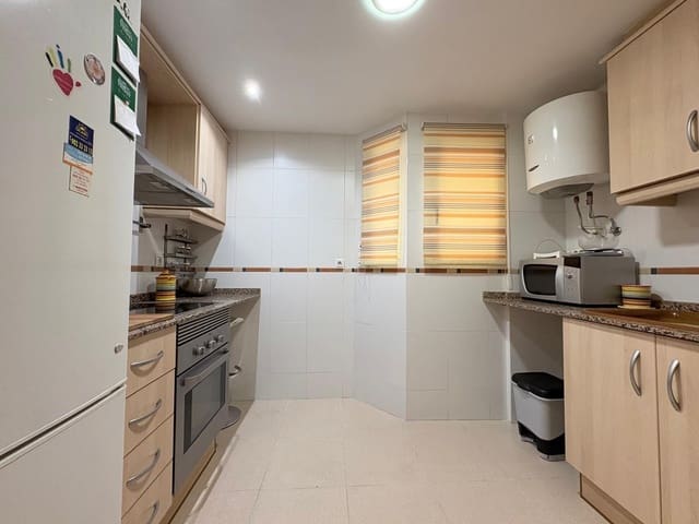 2 slaapkamer Flat te huur in Albal - € 925 (Ref: 9428018)