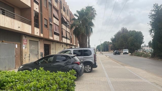 Garage for sale in Benetússer - € 8,900 (Ref: 9428019)