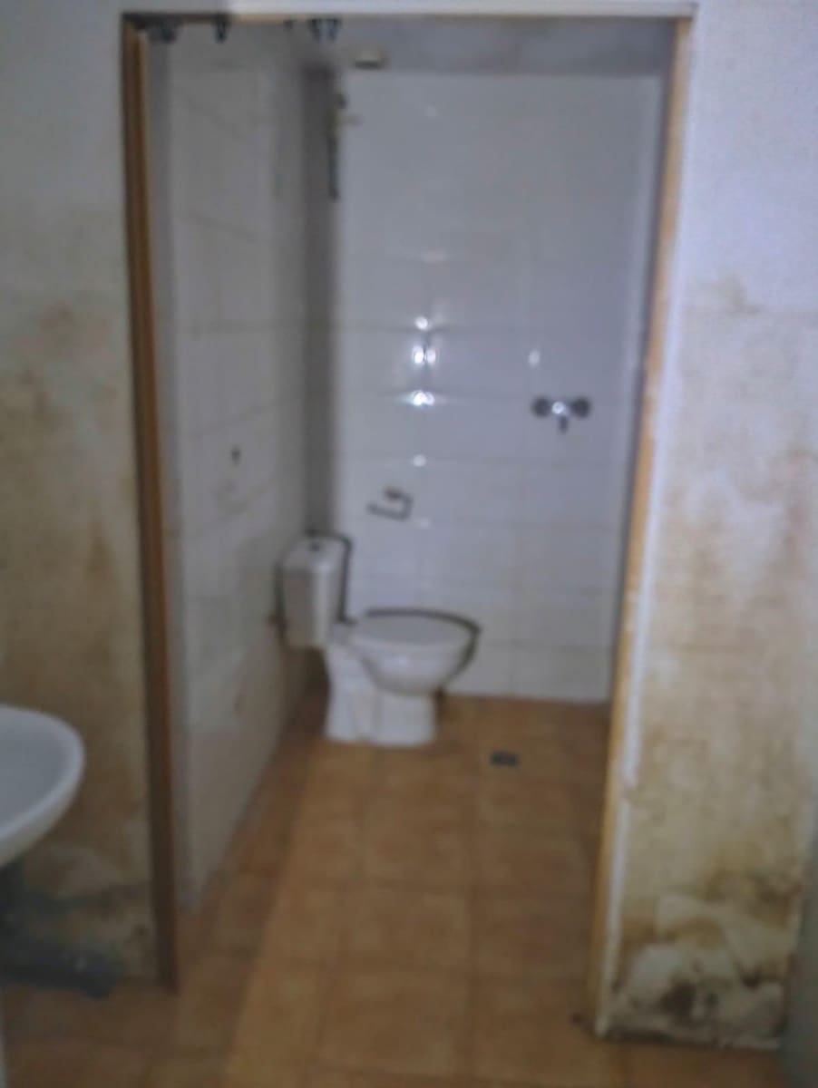 Commercieel te koop in Alfafar - € 120.000 (Ref: 9428025)