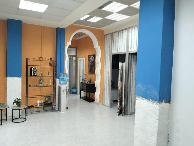 6 slaapkamer Huis te koop in Alfafar - € 330.000 (Ref: 9428029)