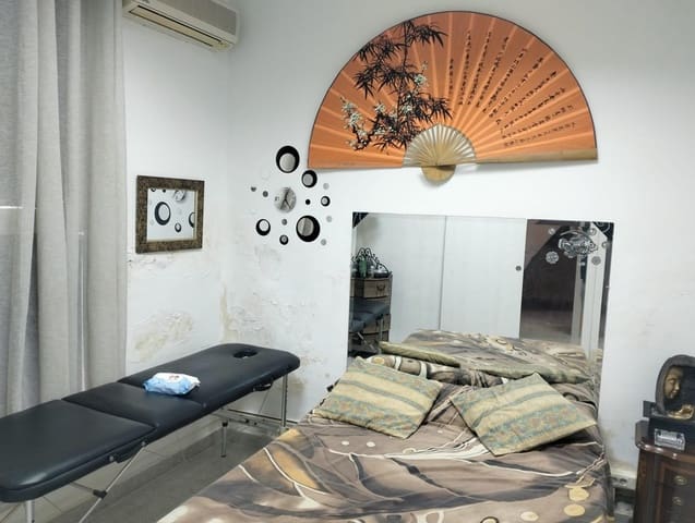 6 slaapkamer Huis te koop in Alfafar - € 330.000 (Ref: 9428029)