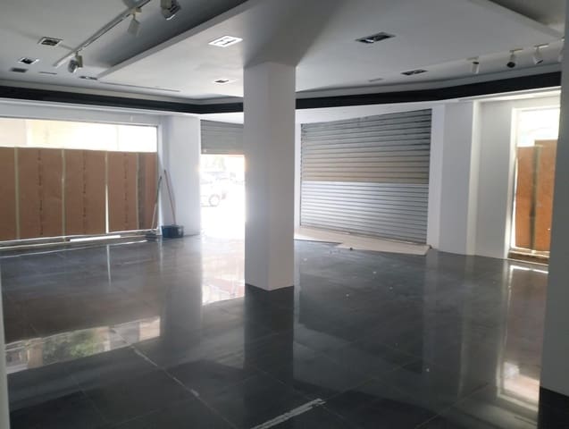 Kaupallinen vuokrattavana paikassa Catarroja - 1 490 € (Ref: 9428040)