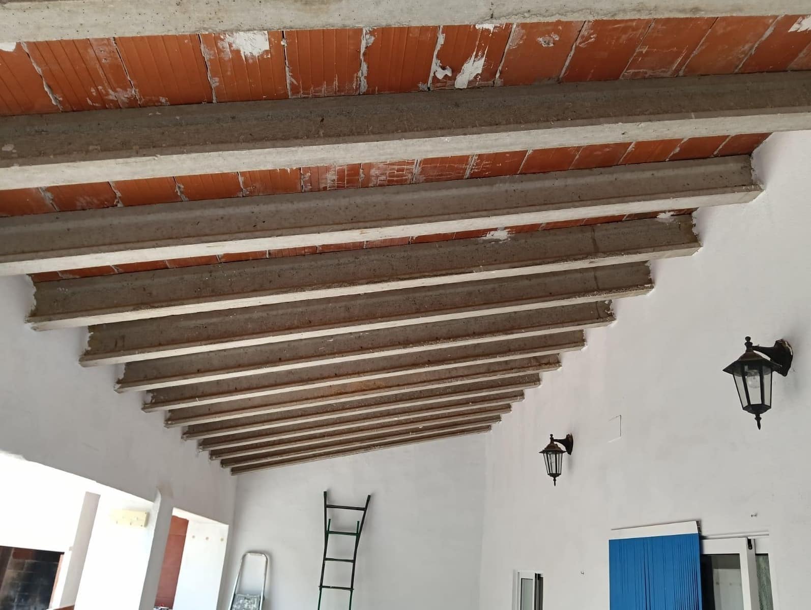 5 sypialnia Dom na sprzedaż w Dos Aguas z garażem - 210 000 € (Ref: 9428041)