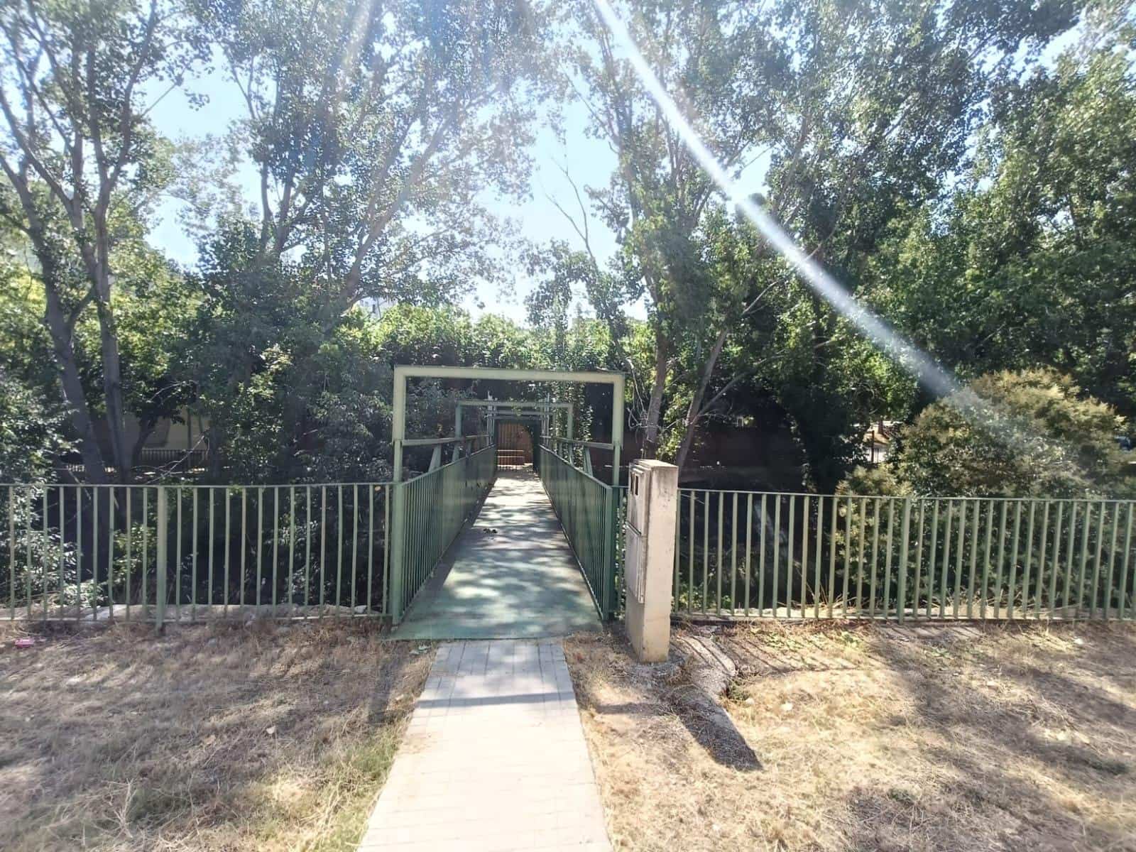 5 sypialnia Dom na sprzedaż w Dos Aguas z garażem - 210 000 € (Ref: 9428041)