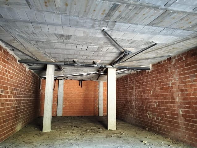 Kaupallinen vuokrattavana paikassa Catarroja - 550 € (Ref: 9428042)