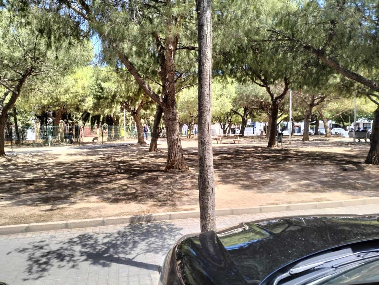 Kaupallinen vuokrattavana paikassa Catarroja - 550 € (Ref: 9428042)