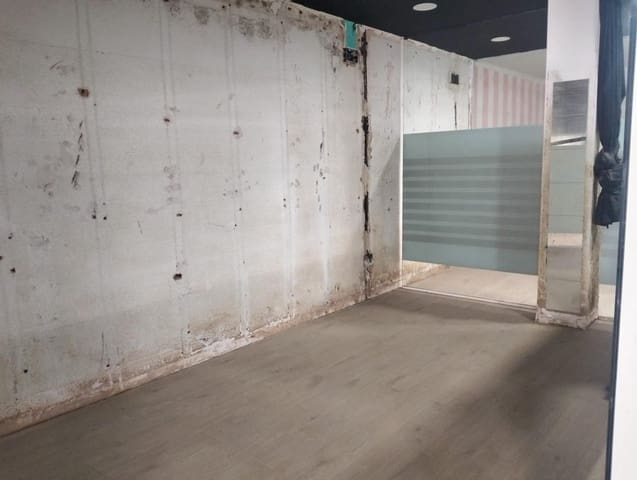Kaupallinen vuokrattavana paikassa Catarroja - 1 200 € (Ref: 9428043)