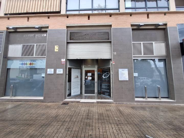 Local Commercial à vendre à Valence ville - 575 000 € (Ref: 9428045)