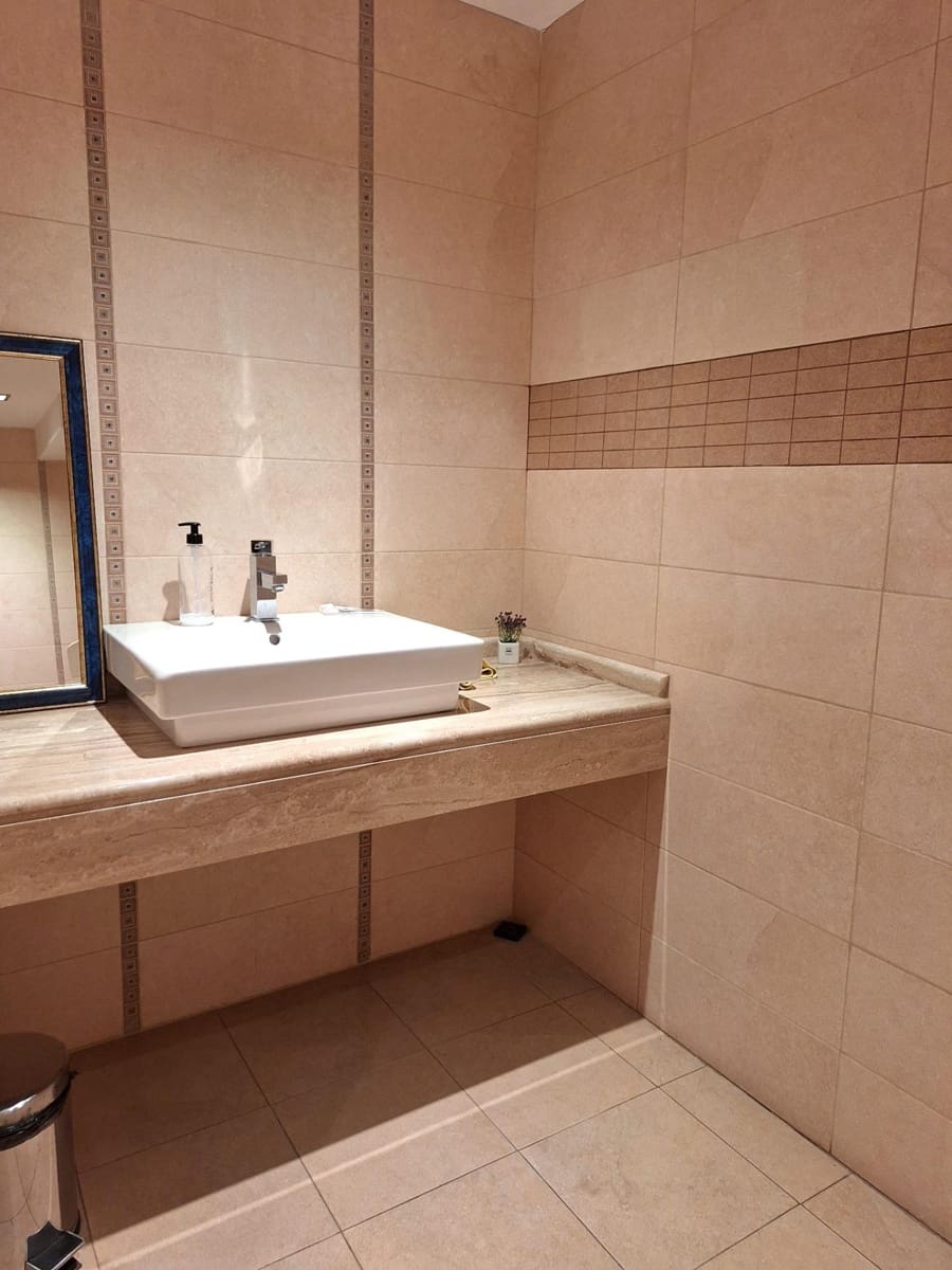 Local Commercial à vendre à Valence ville - 575 000 € (Ref: 9428045)