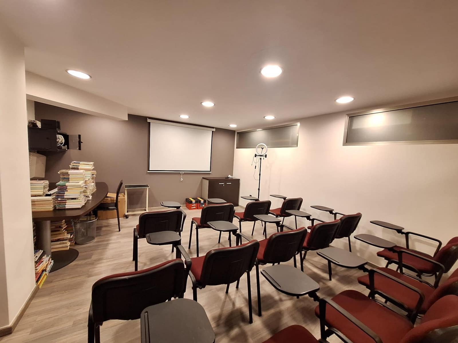 Kaupallinen vuokrattavana paikassa Valencia kaupunki - 2 800 € (Ref: 9428046)