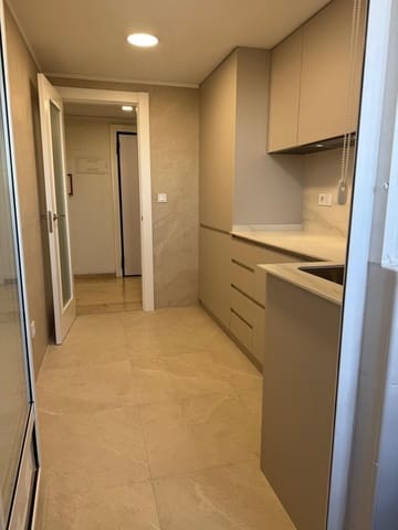 2 sovrum Lägenhet att hyra i La Creu del Grau, Valencia stad - 1 800 € (Ref: 9431017)