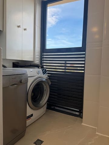 2 sovrum Lägenhet att hyra i La Creu del Grau, Valencia stad - 1 800 € (Ref: 9431017)