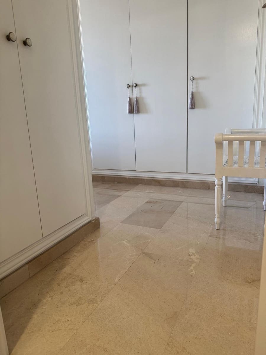 2 sovrum Lägenhet att hyra i Valencia stad - 1 800 € (Ref: 9431017)