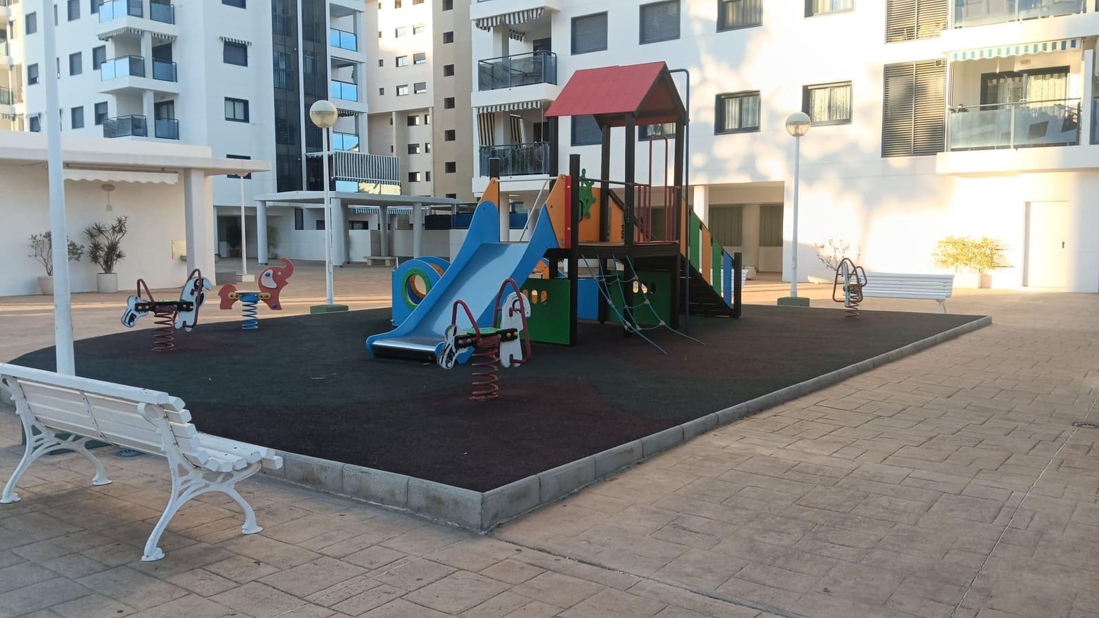 2 bedroom Flat for rent in La Pobla de Farnals with pool - € 1,400 (Ref: 9435993)